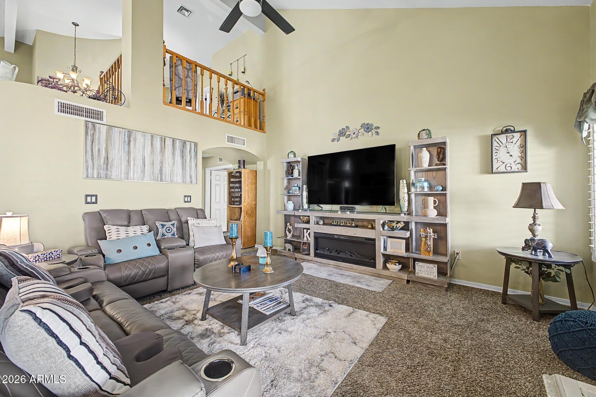 2653 N FONTANA Circle