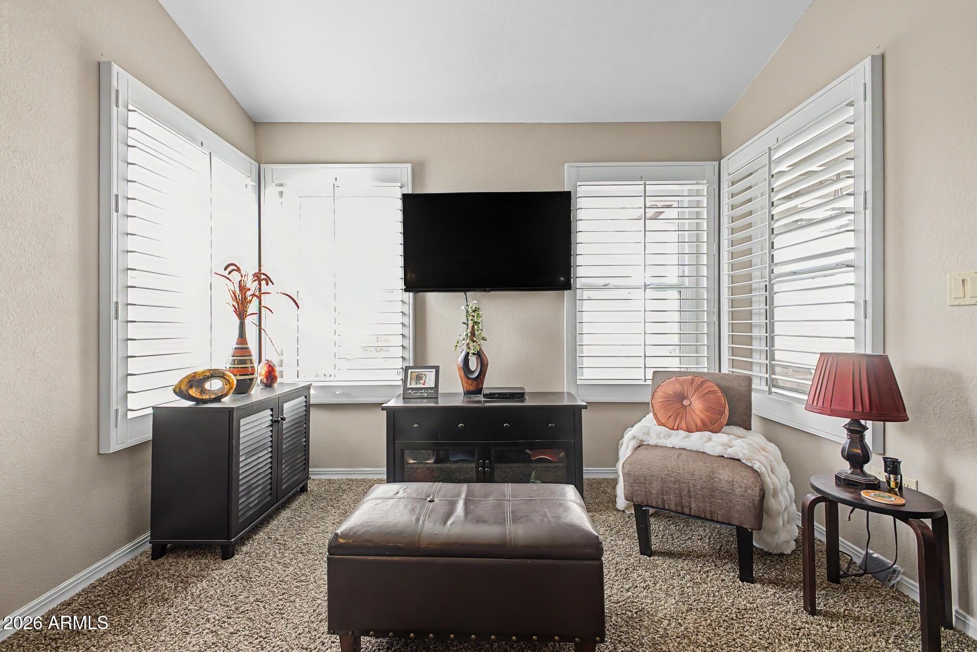 2653 N FONTANA Circle