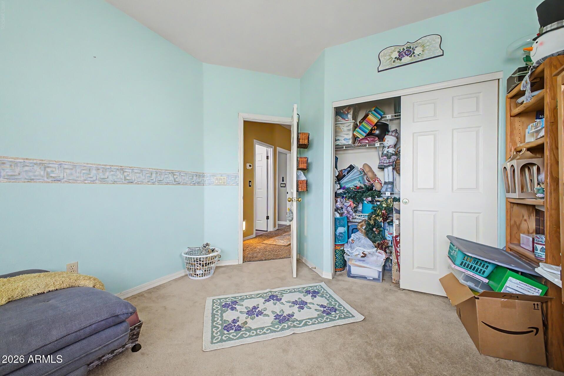 2653 N FONTANA Circle