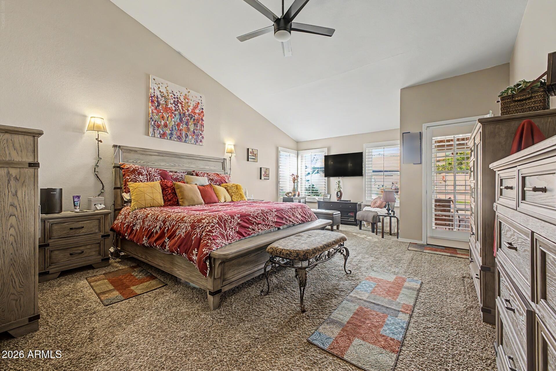 2653 N FONTANA Circle