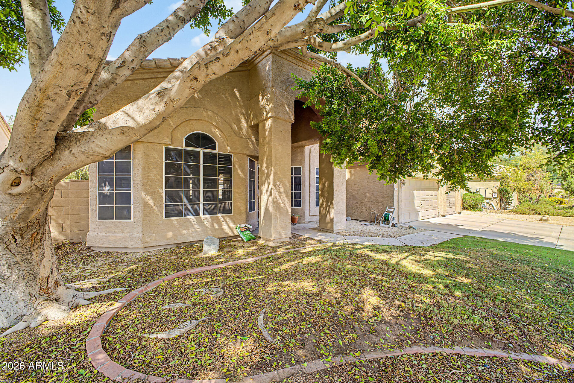 5426 E ANDERSON Drive