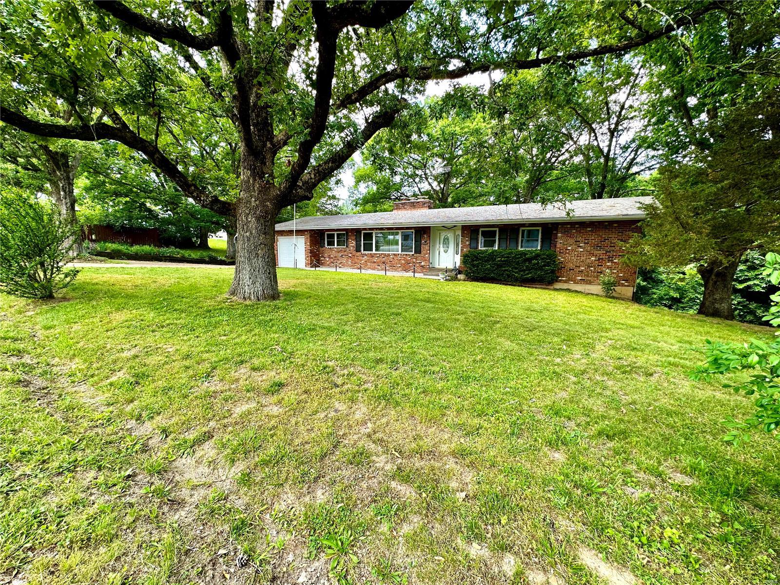 989 Clay Street