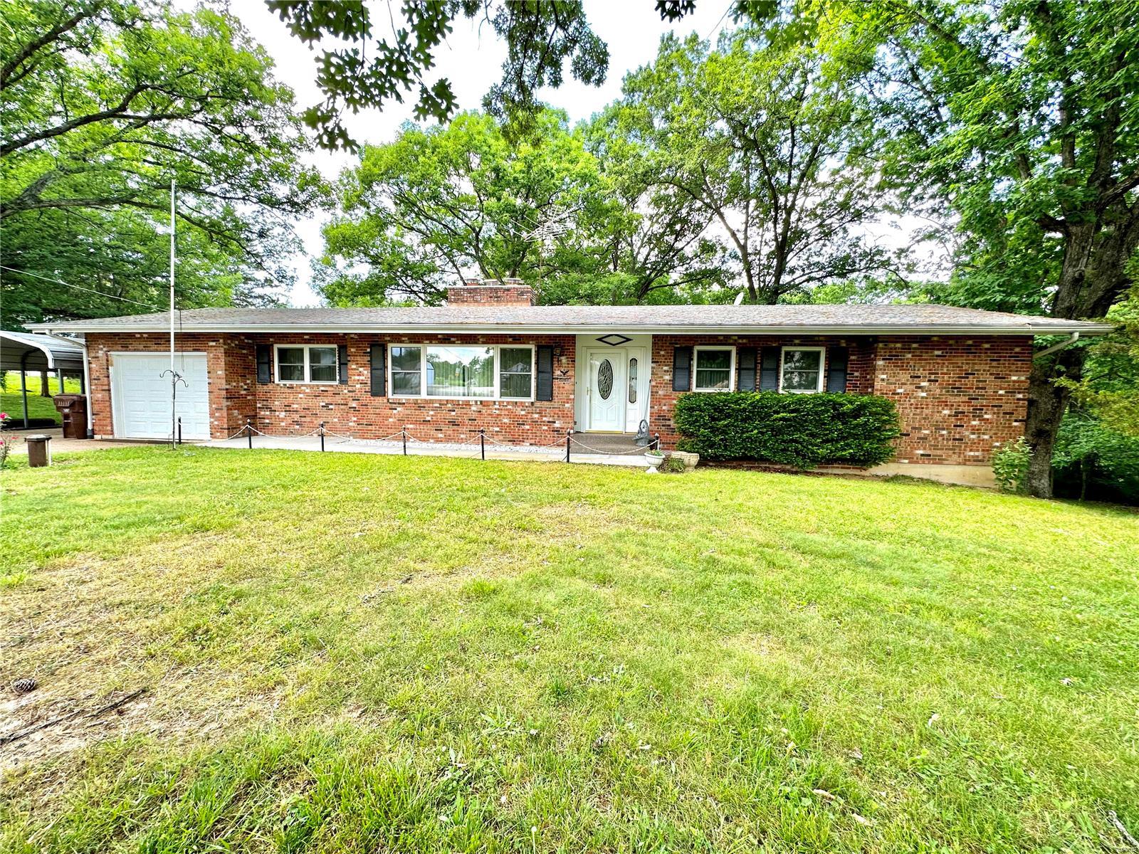 989 Clay Street