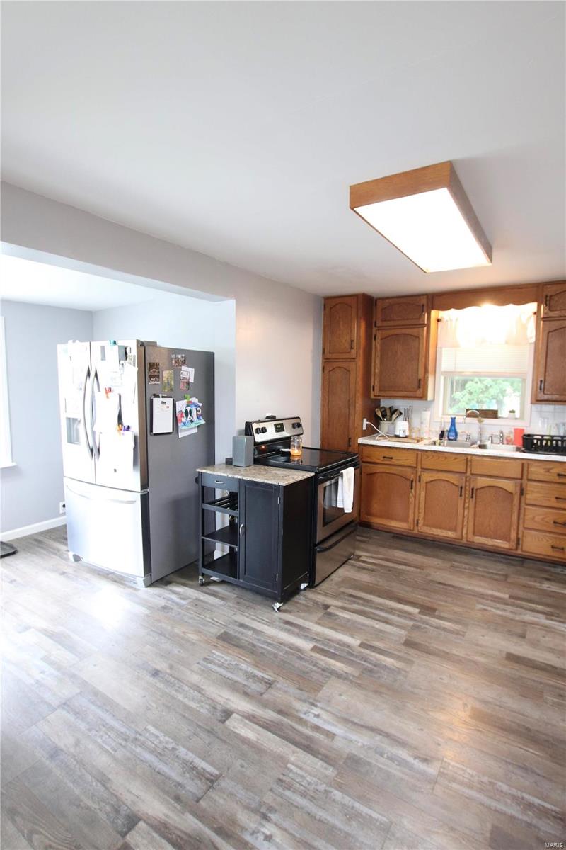 112 E Jackson Avenue