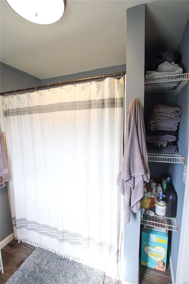 112 E Jackson Avenue