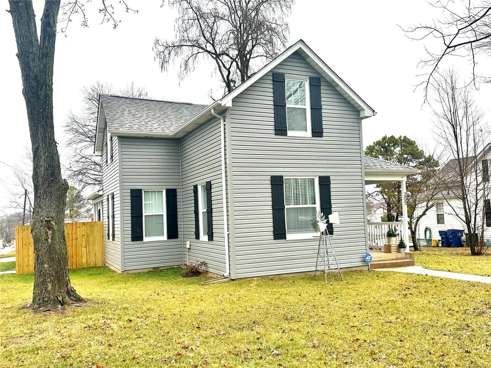 205 West Springfield Ave