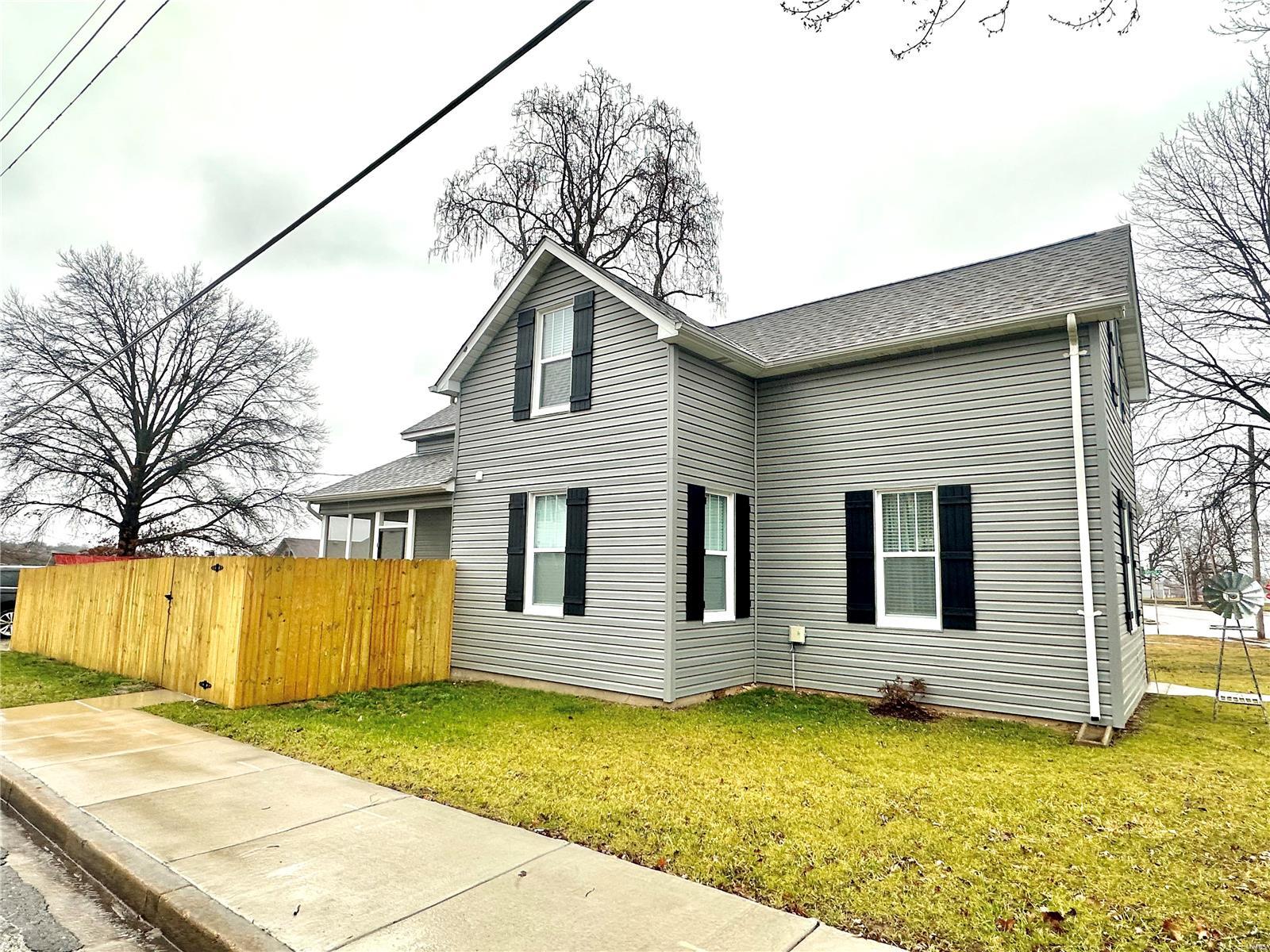 205 West Springfield Ave