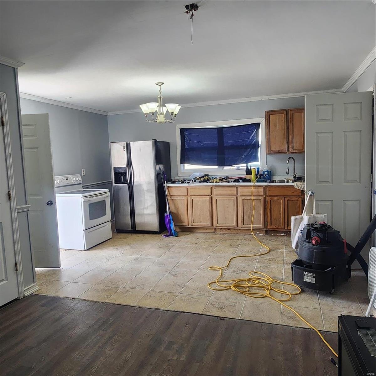 10325 Private Drive 3503
