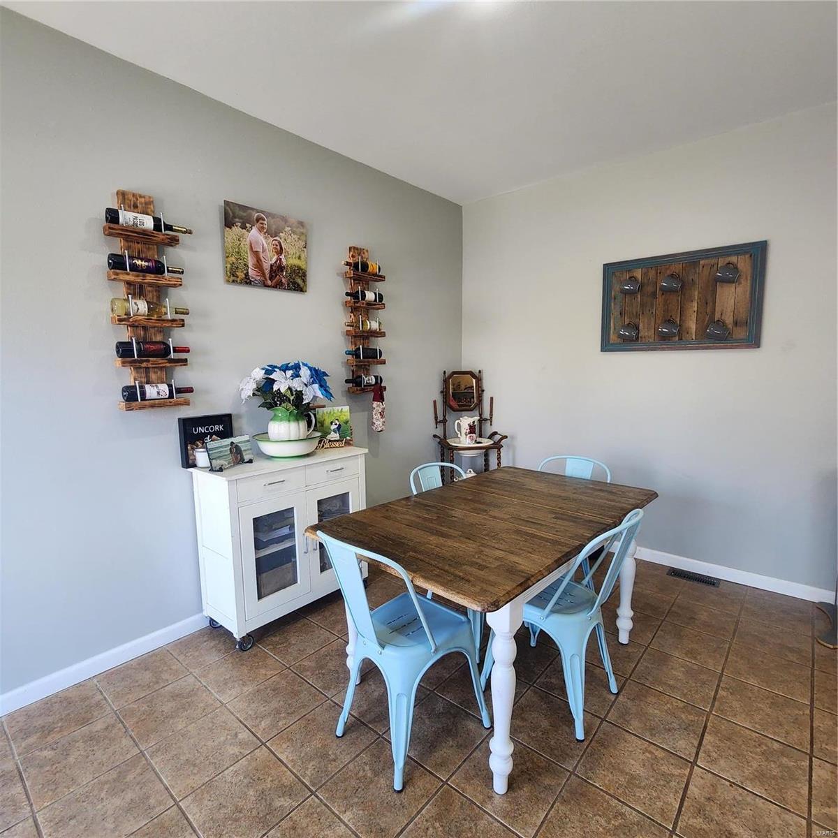 10325 Private Drive 3503