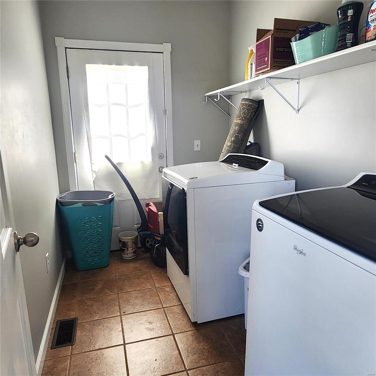 10325 Private Drive 3503