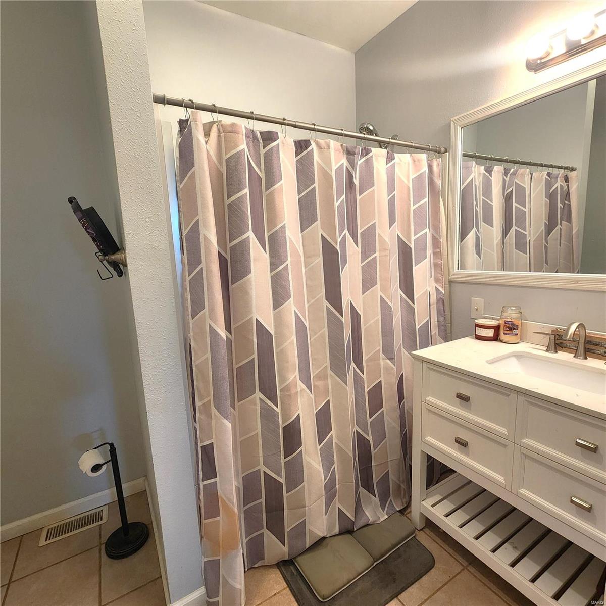 10325 Private Drive 3503
