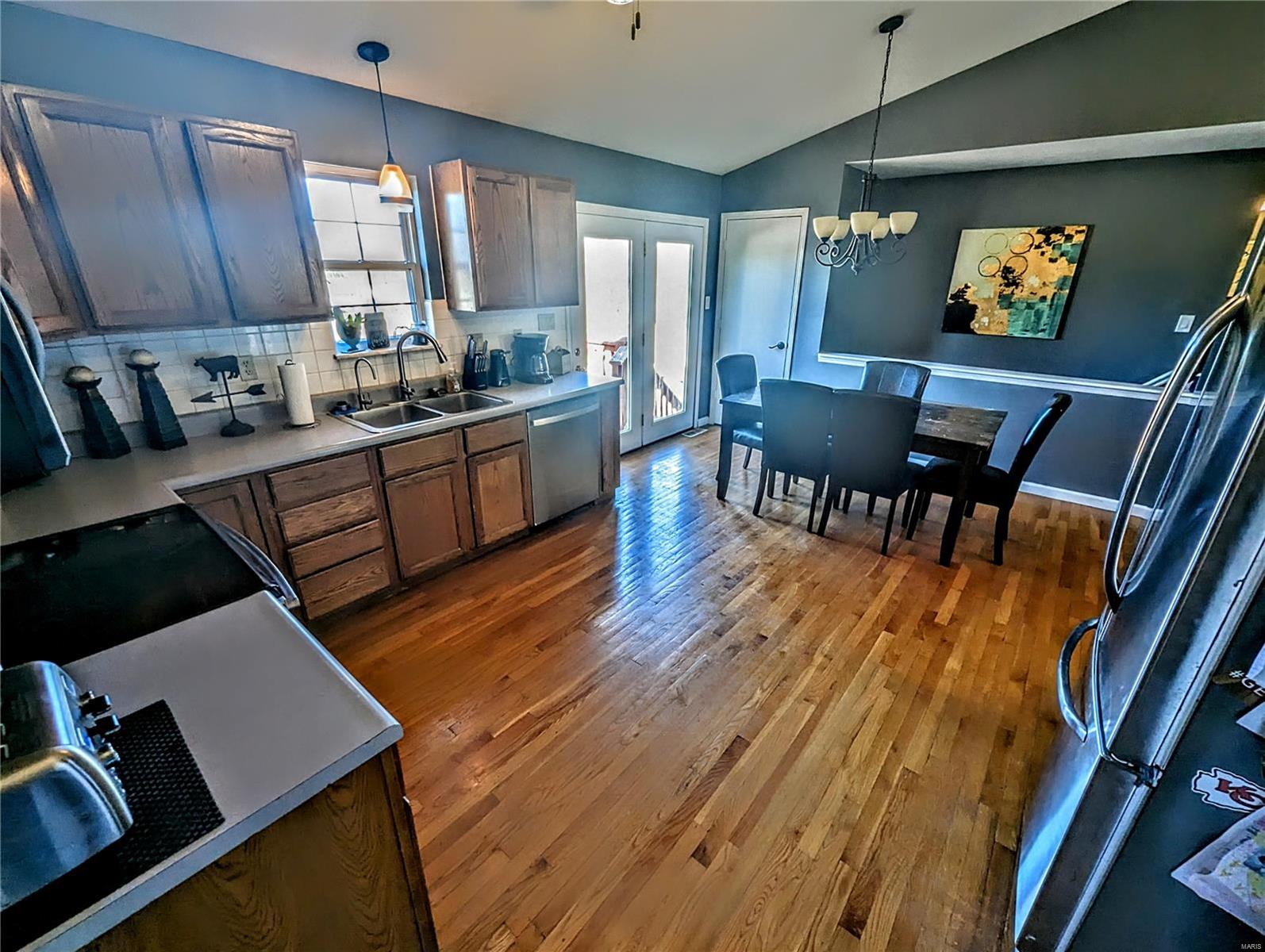 909 Boone Terrace Drive