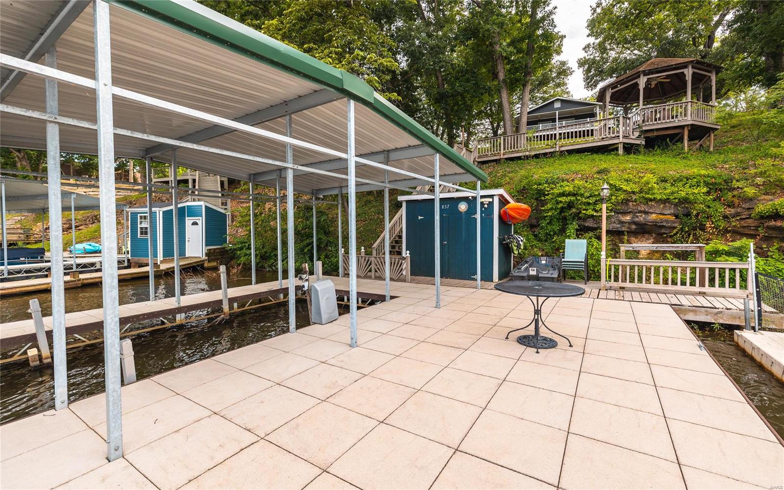 2008 Lakeshore Drive