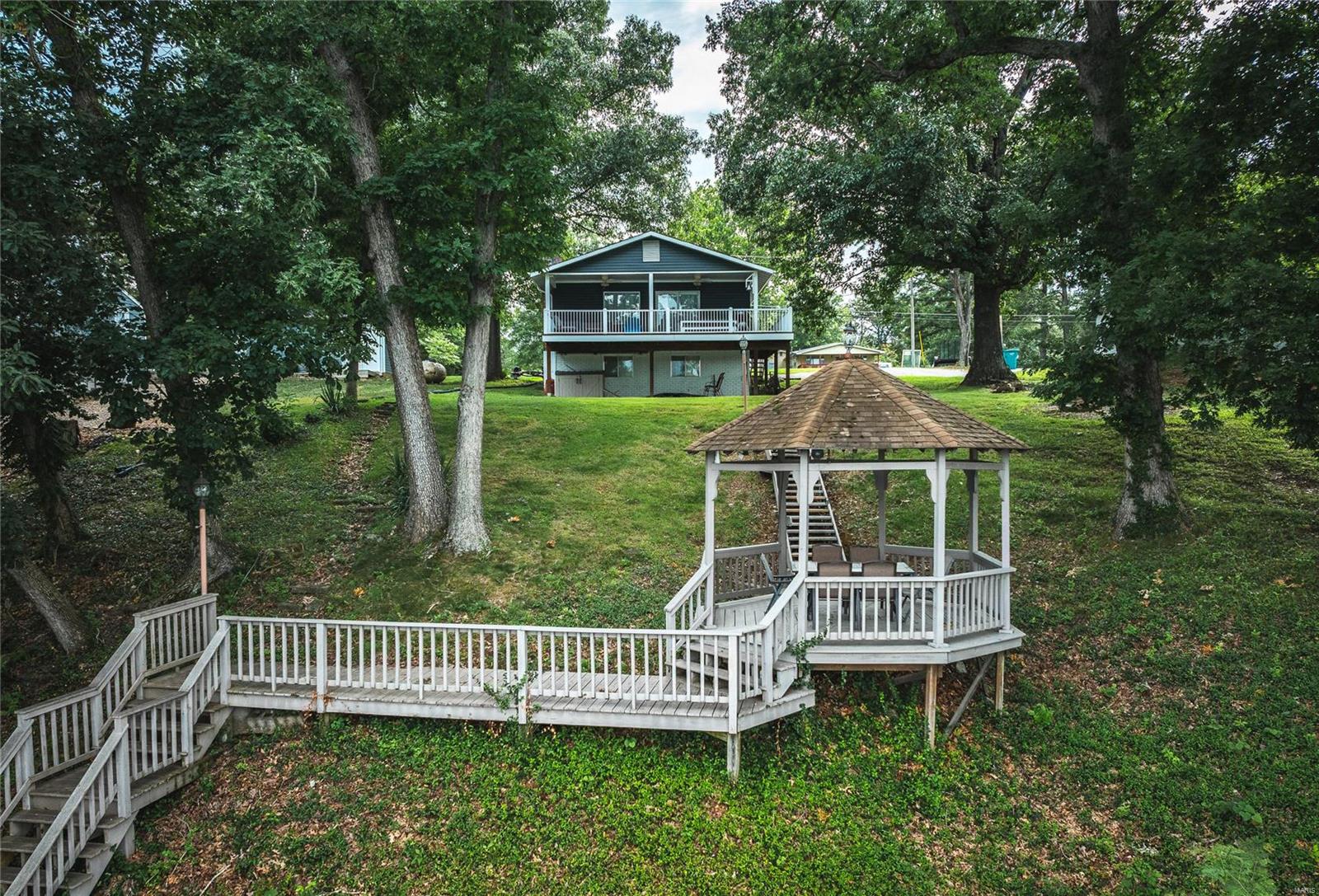 2008 Lakeshore Drive