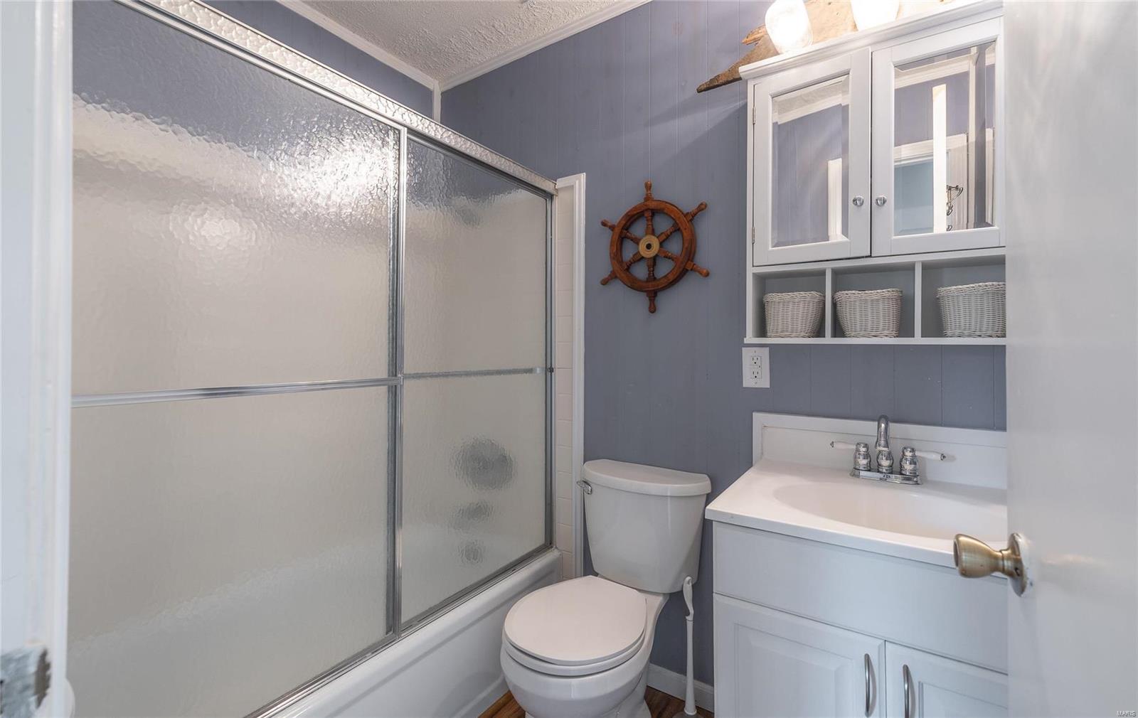 2008 Lakeshore Drive