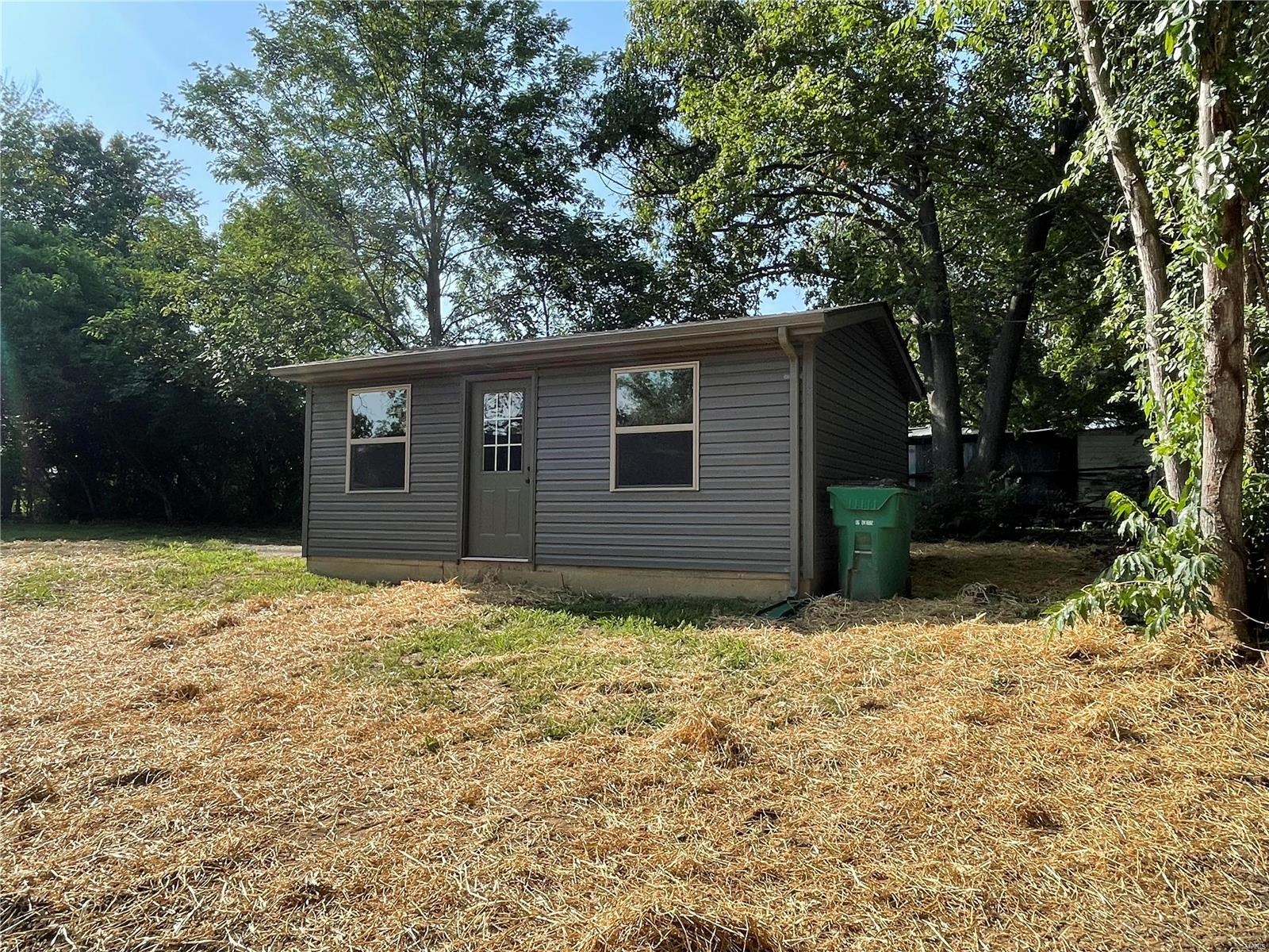 659 Benton