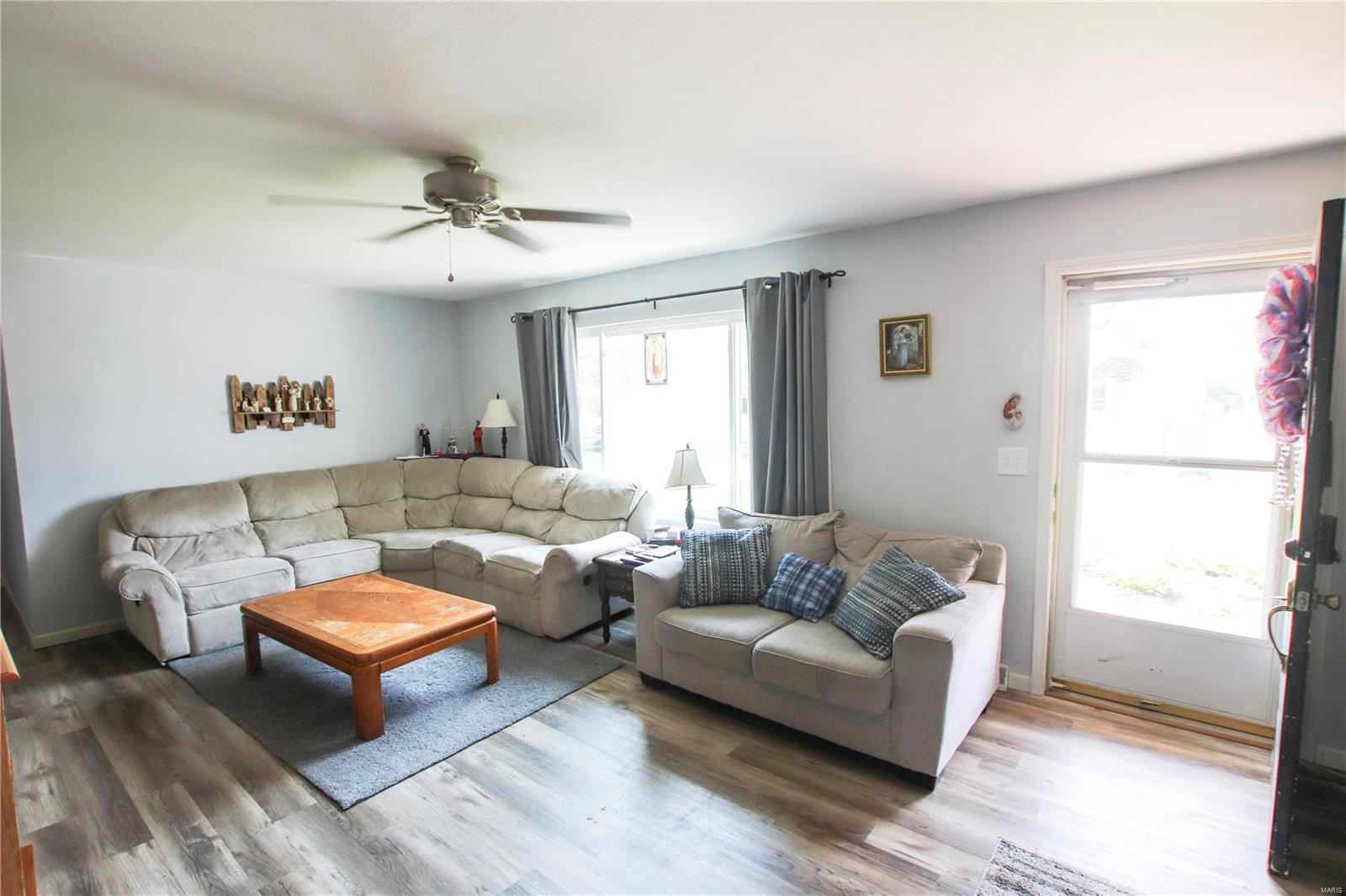 877 Louisiana Street