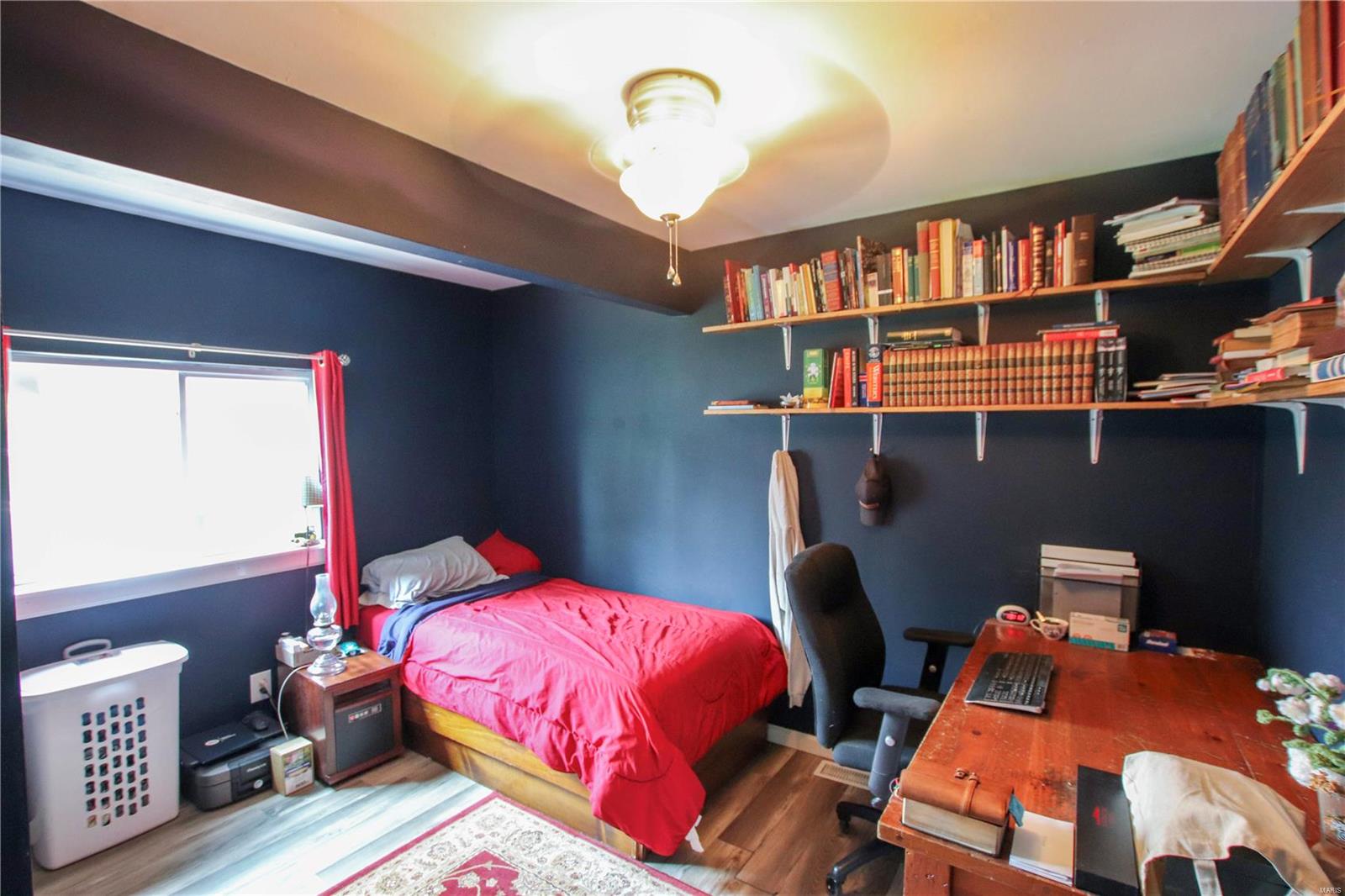 877 Louisiana Street