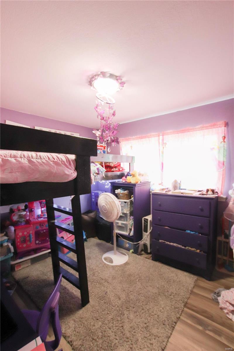 877 Louisiana Street