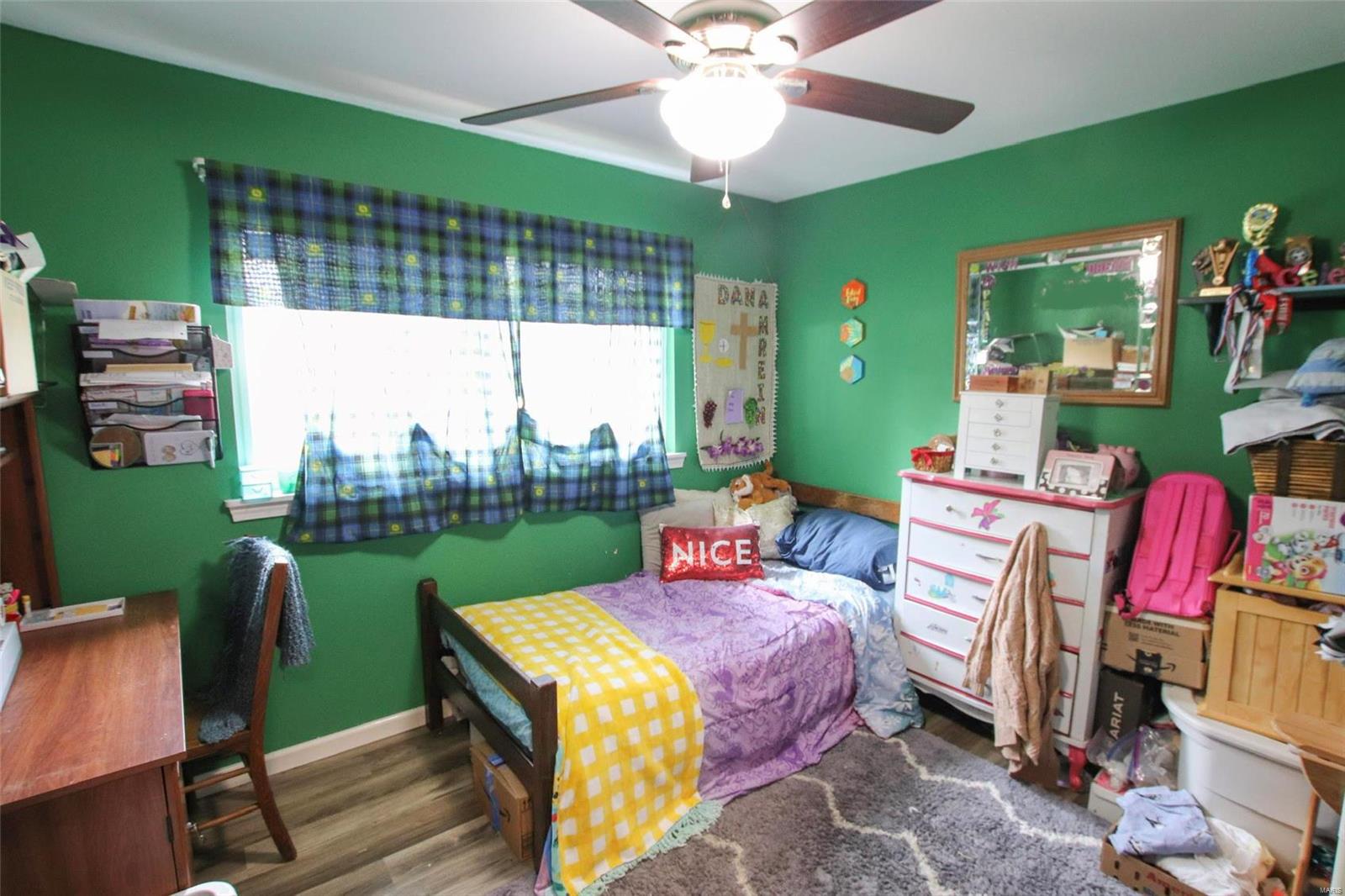 877 Louisiana Street