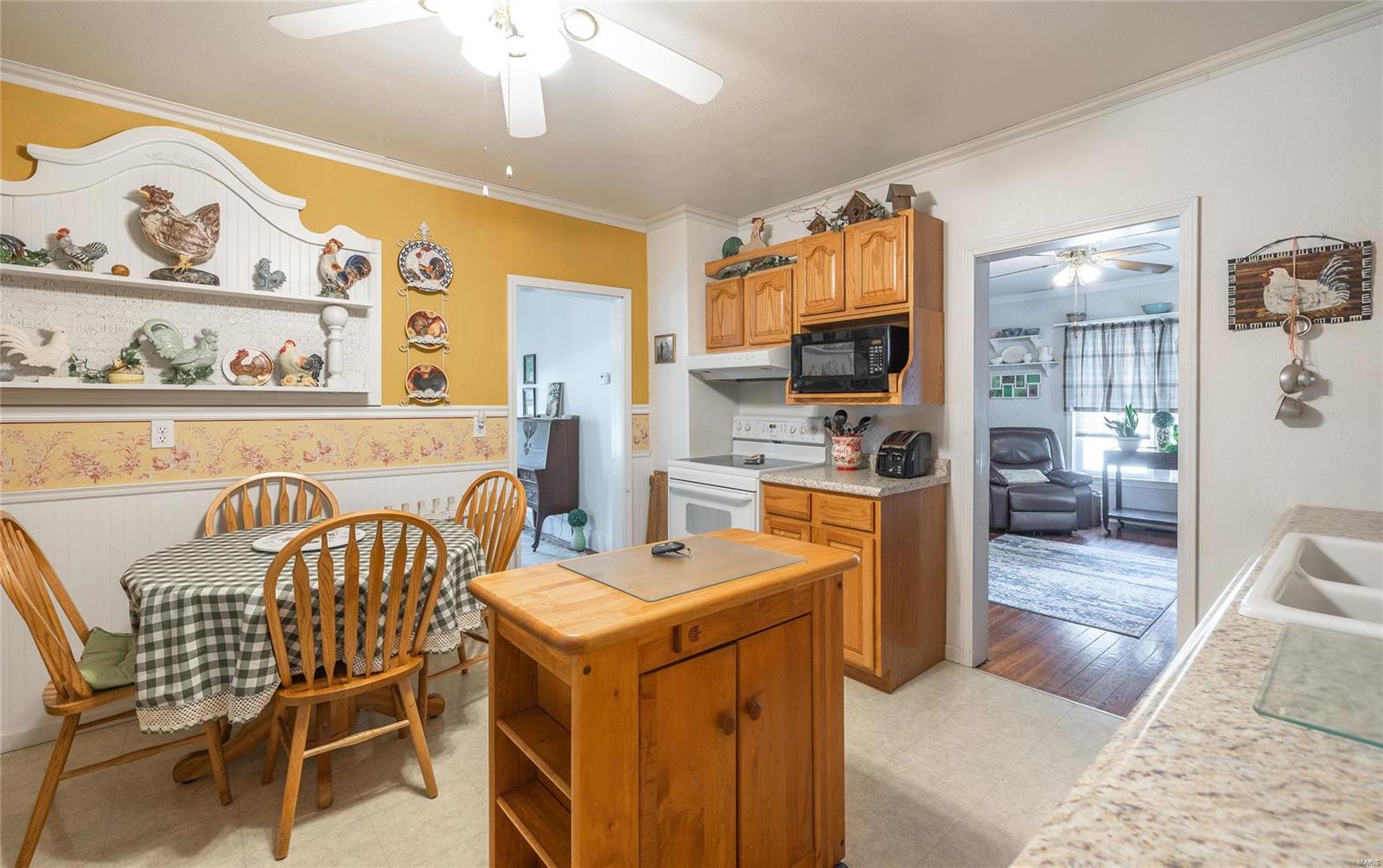403 W Saint Louis Avenue