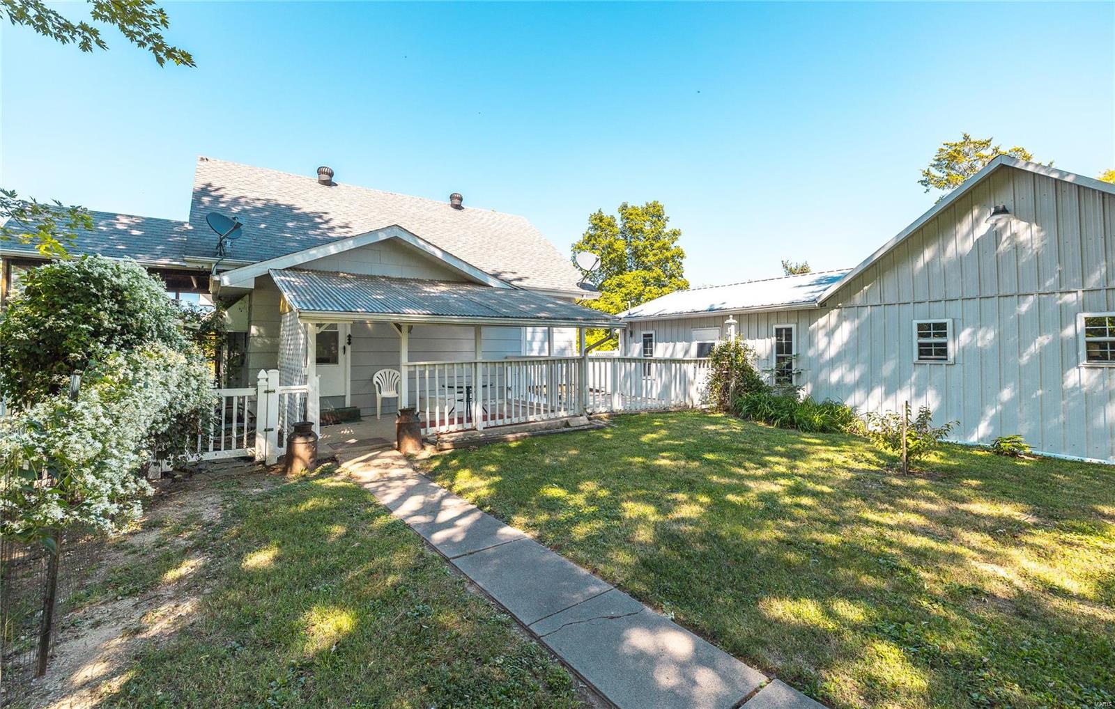 403 W Saint Louis Avenue