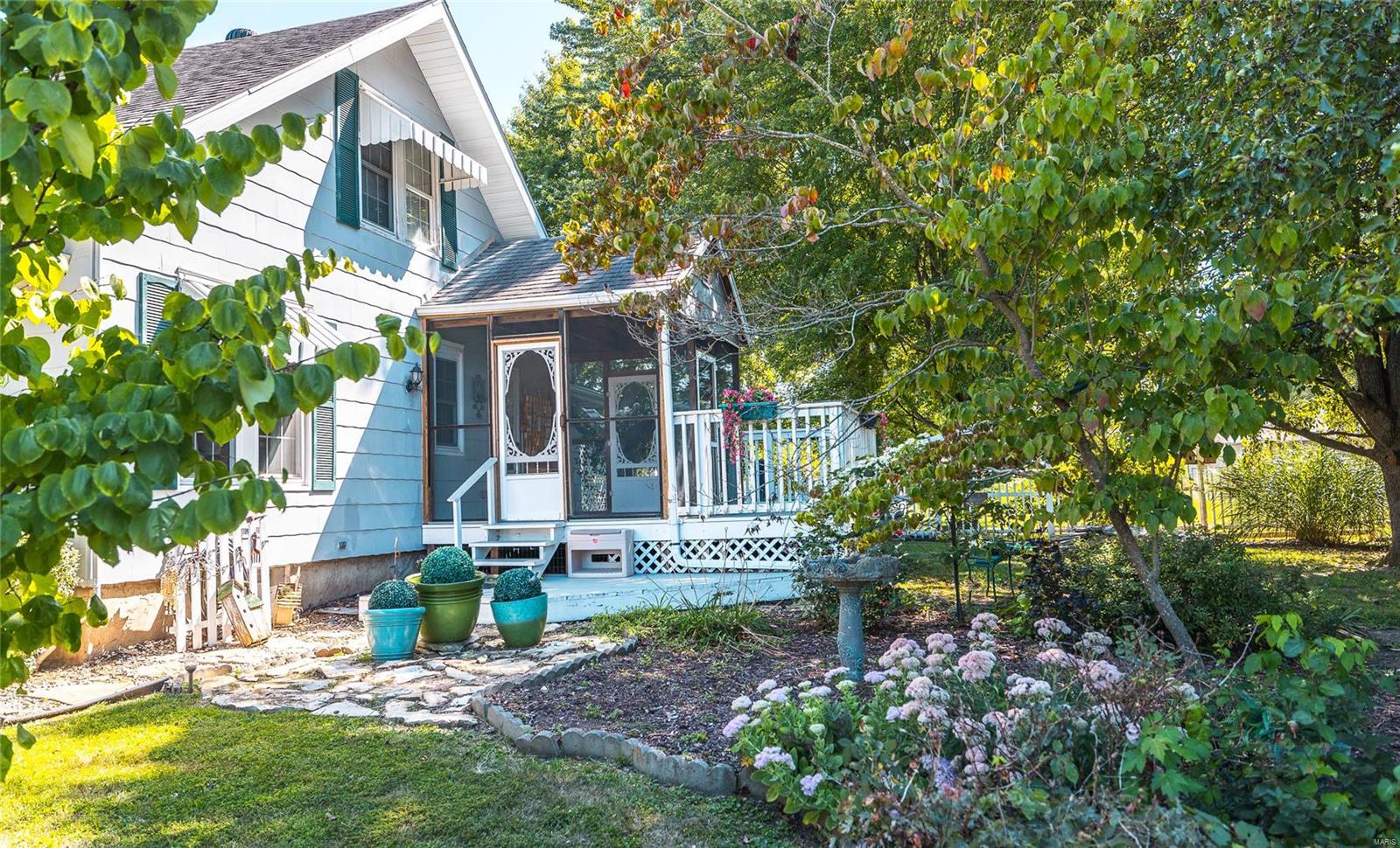 403 W Saint Louis Avenue