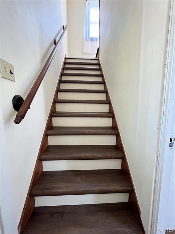 783 Homestead Lane