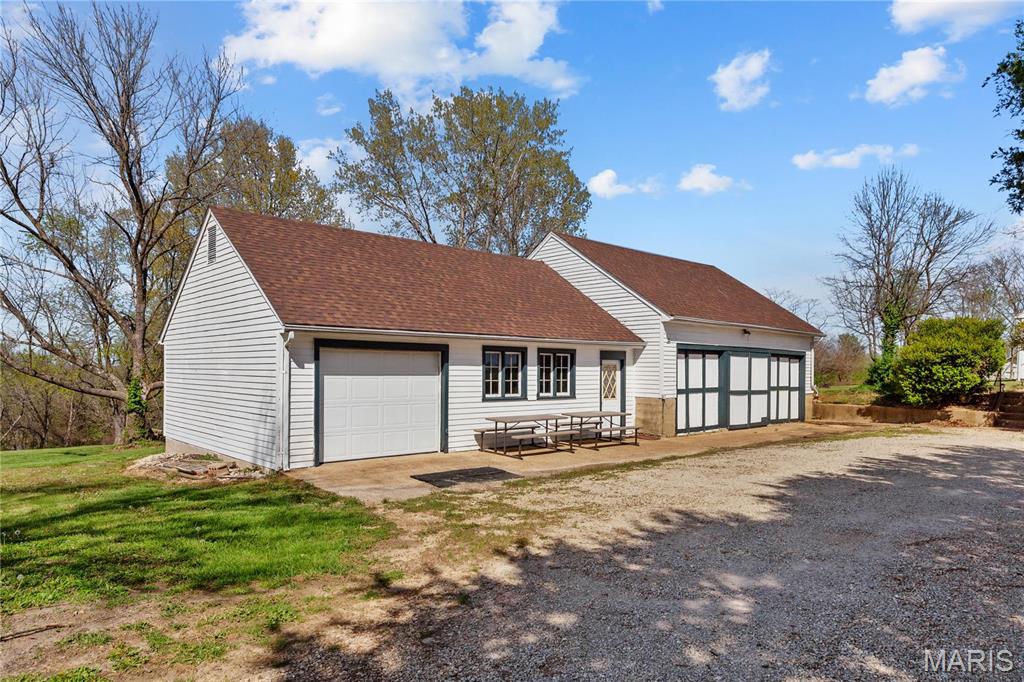 783 Homestead Lane
