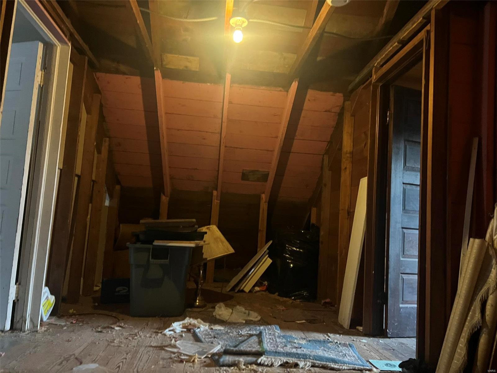 1620 Inez Lane