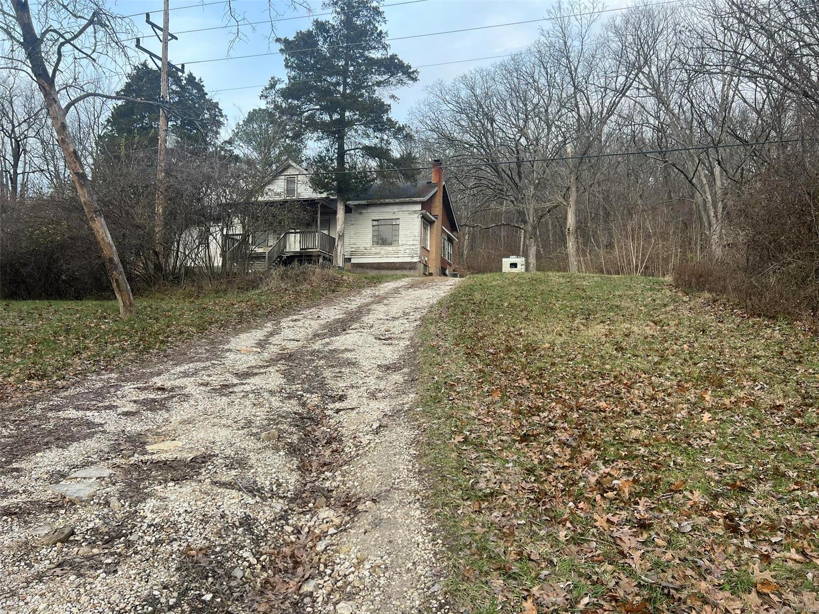 1620 Inez Lane