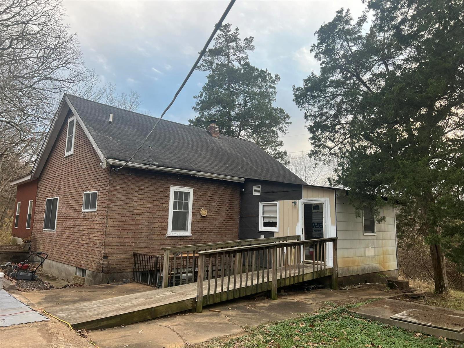 1620 Inez Lane