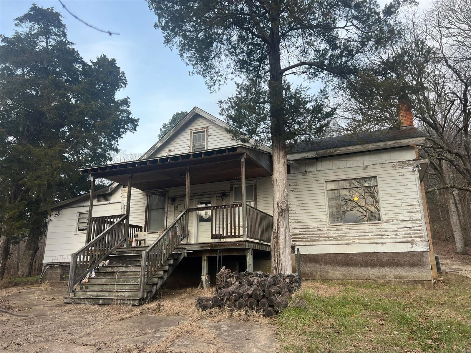 1620 Inez Lane