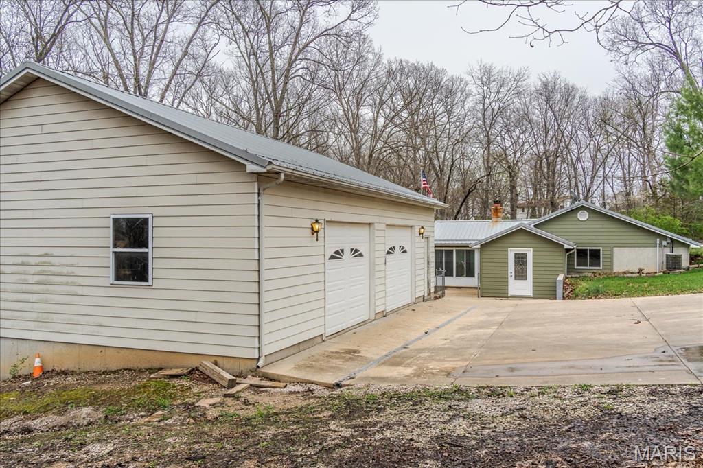 991 Twin Springs Road