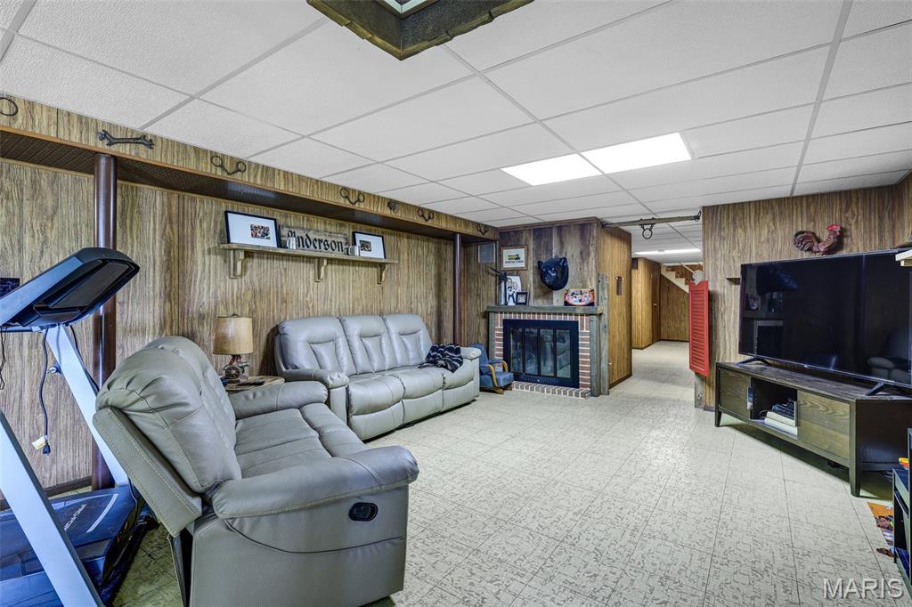 1908 Wishwood Drive