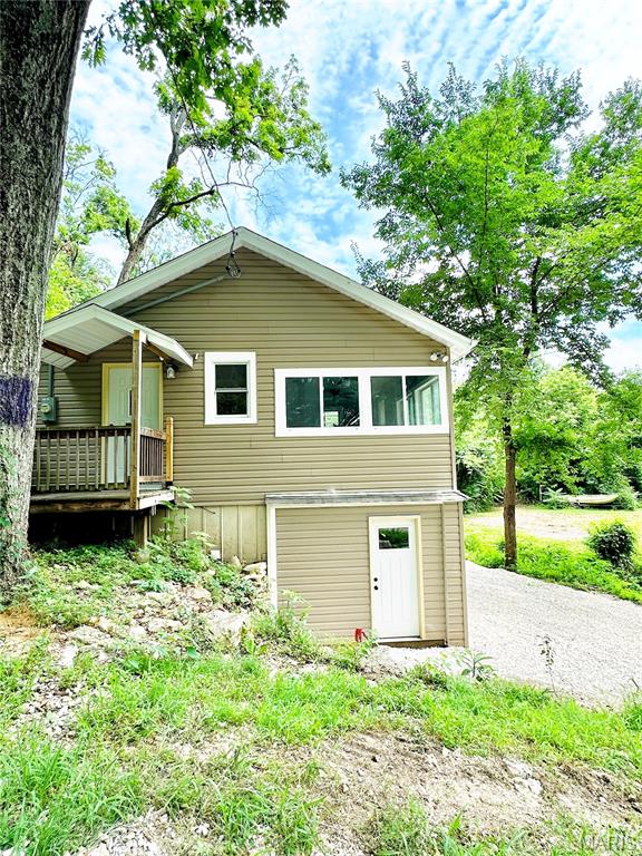 7133 Twin River Road