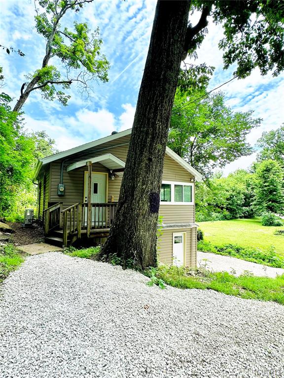 7133 Twin River Road