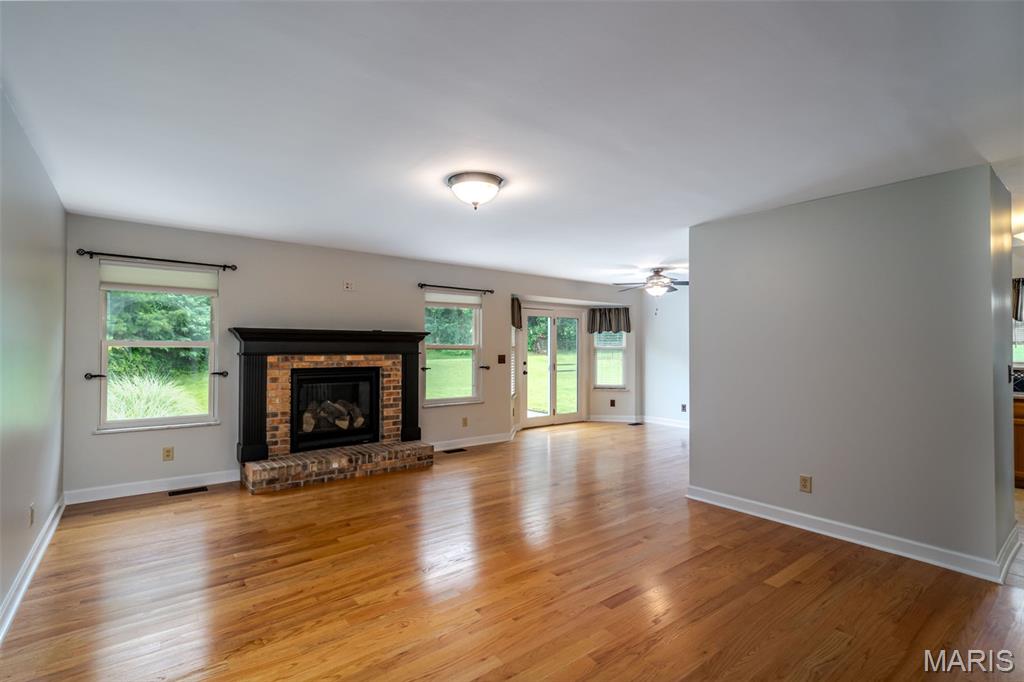 7728 Meadow View Circle
