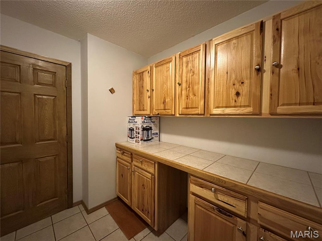 1558 Kohrman Road