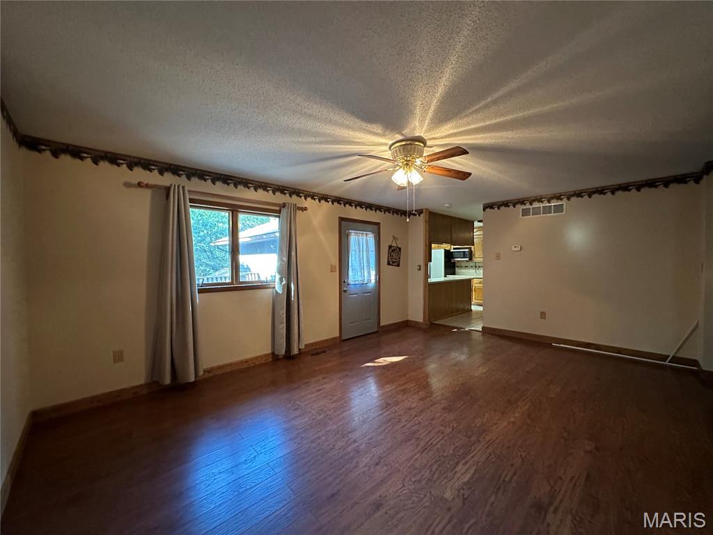 1558 Kohrman Road