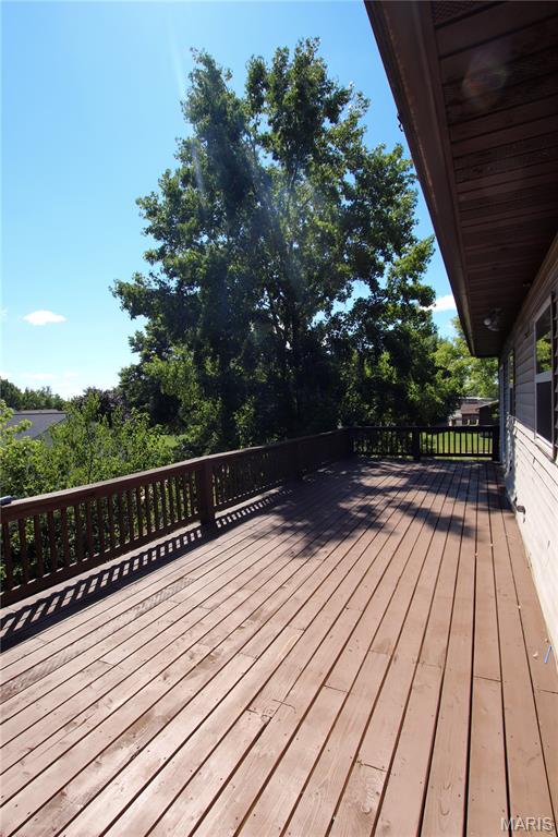 574 Falcon Drive