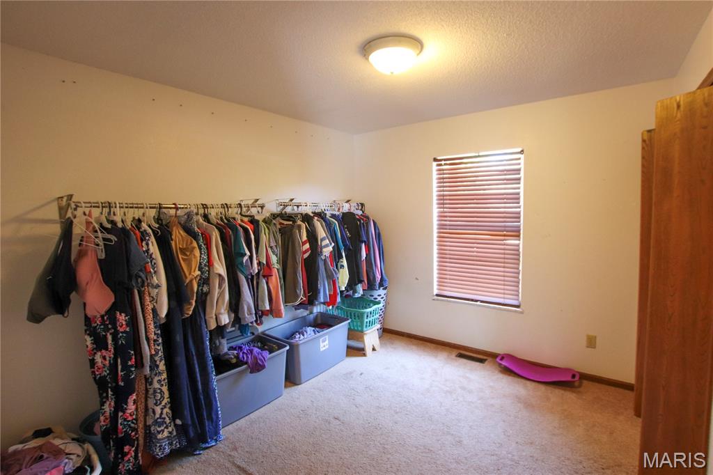 574 Falcon Drive