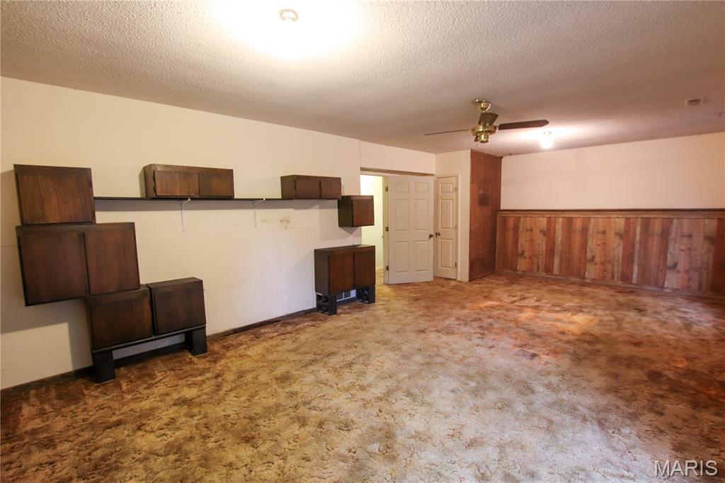 566 Country Lane