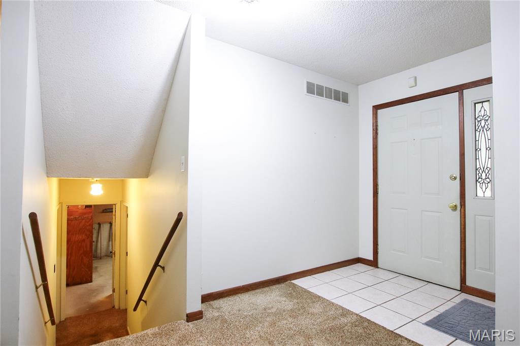 566 Country Lane