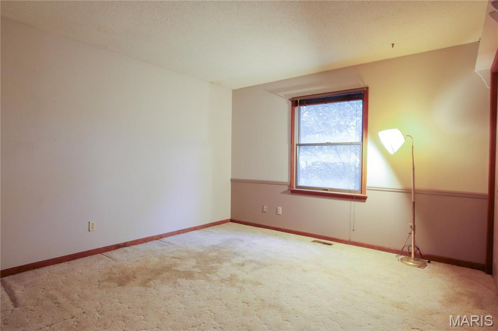 566 Country Lane