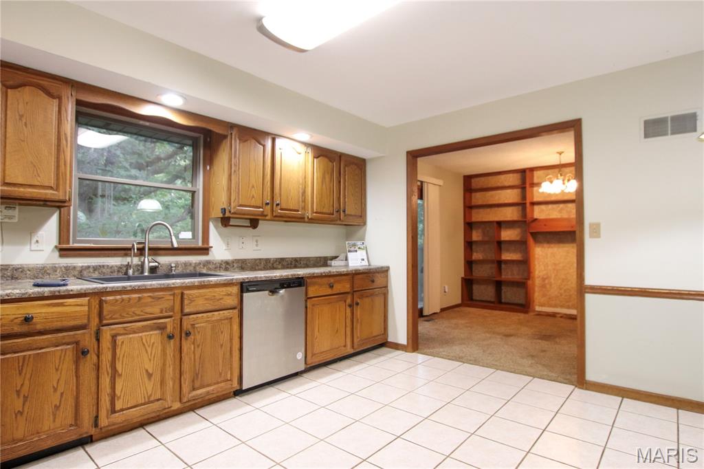 566 Country Lane