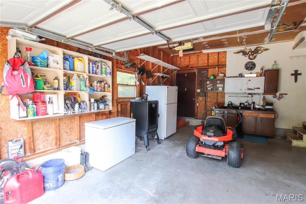 904 Lynwood Lane