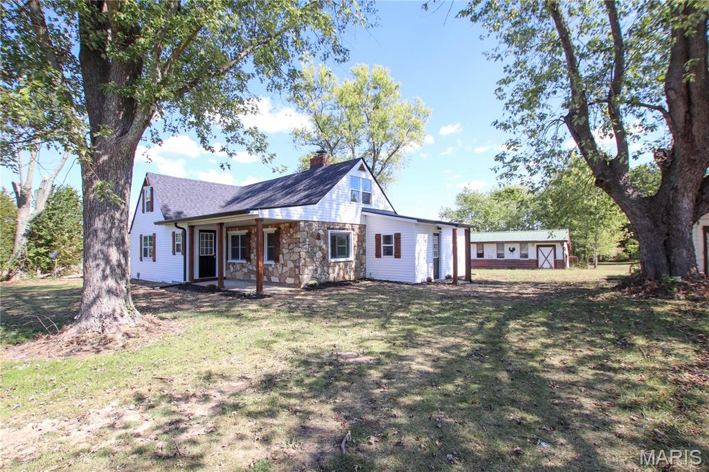 9952 Highway 185
