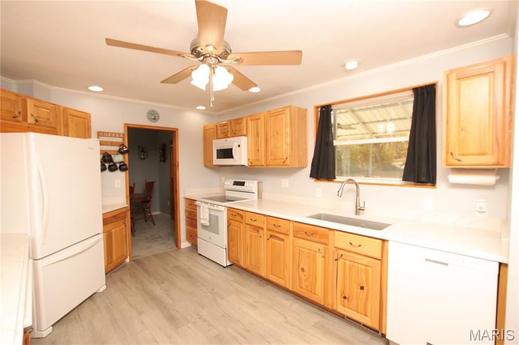 421 Lake Shore Drive