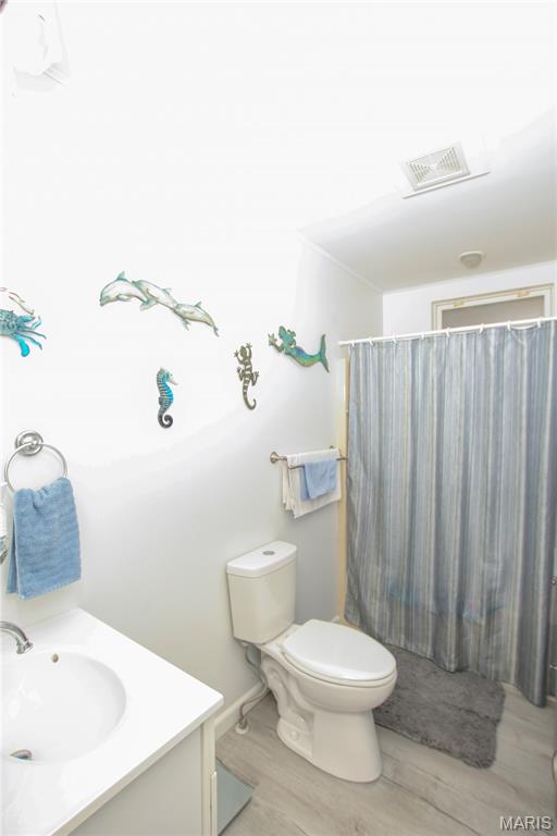 421 Lake Shore Drive